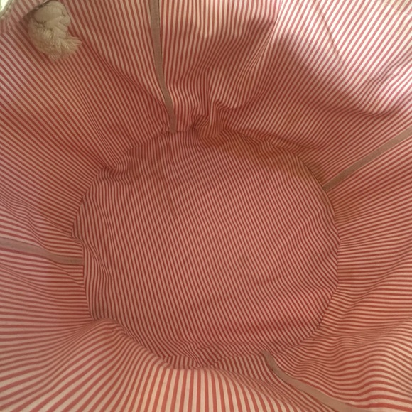 Rare x2 VS PINK store displays baskets/bins/totes - Picture 5 of 16